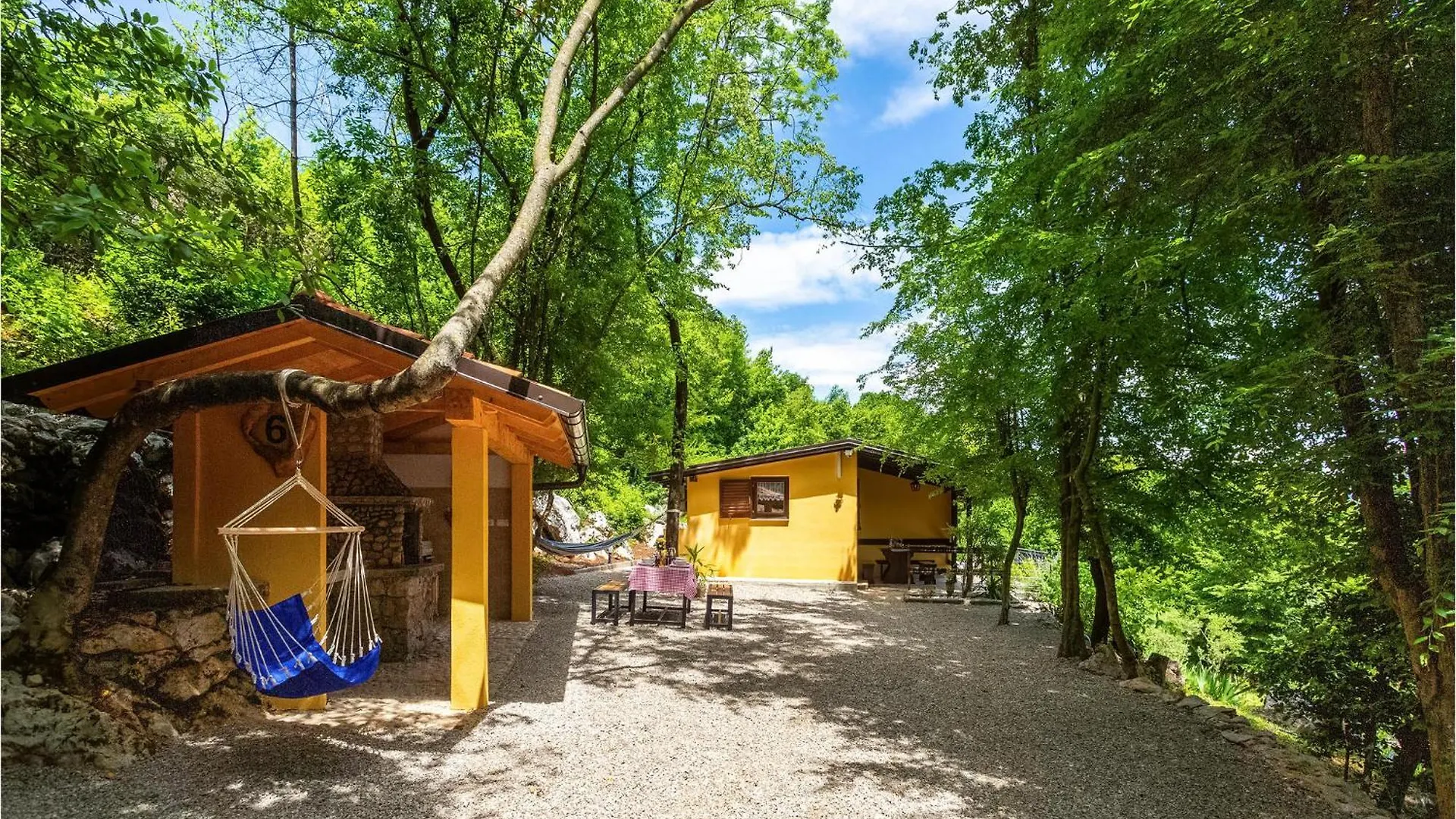 別荘 Cozy Home In Lovran With Outdoor Swimming Pool